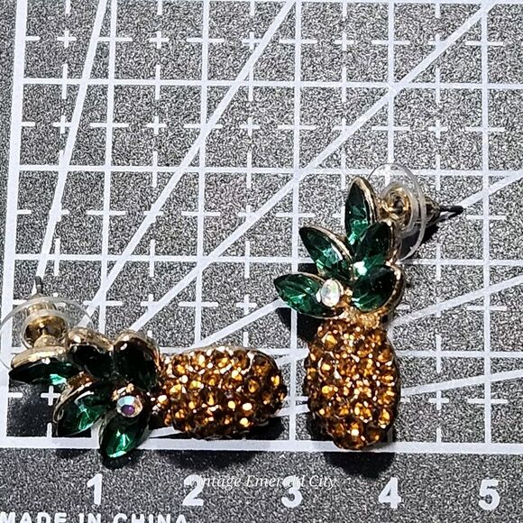 Women's Earrings Pineapple Earrings For Pierced Rhinestone Stud Green & Yellow - Picture 6 of 8